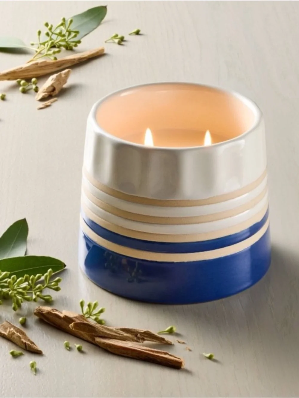 Hearth & Home Magnolia 2 Wick Eucalyptus & Sandal Candle NWT